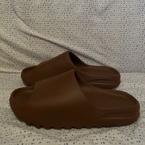 Authentic Yeezy Slides size 12 Barely Worn!